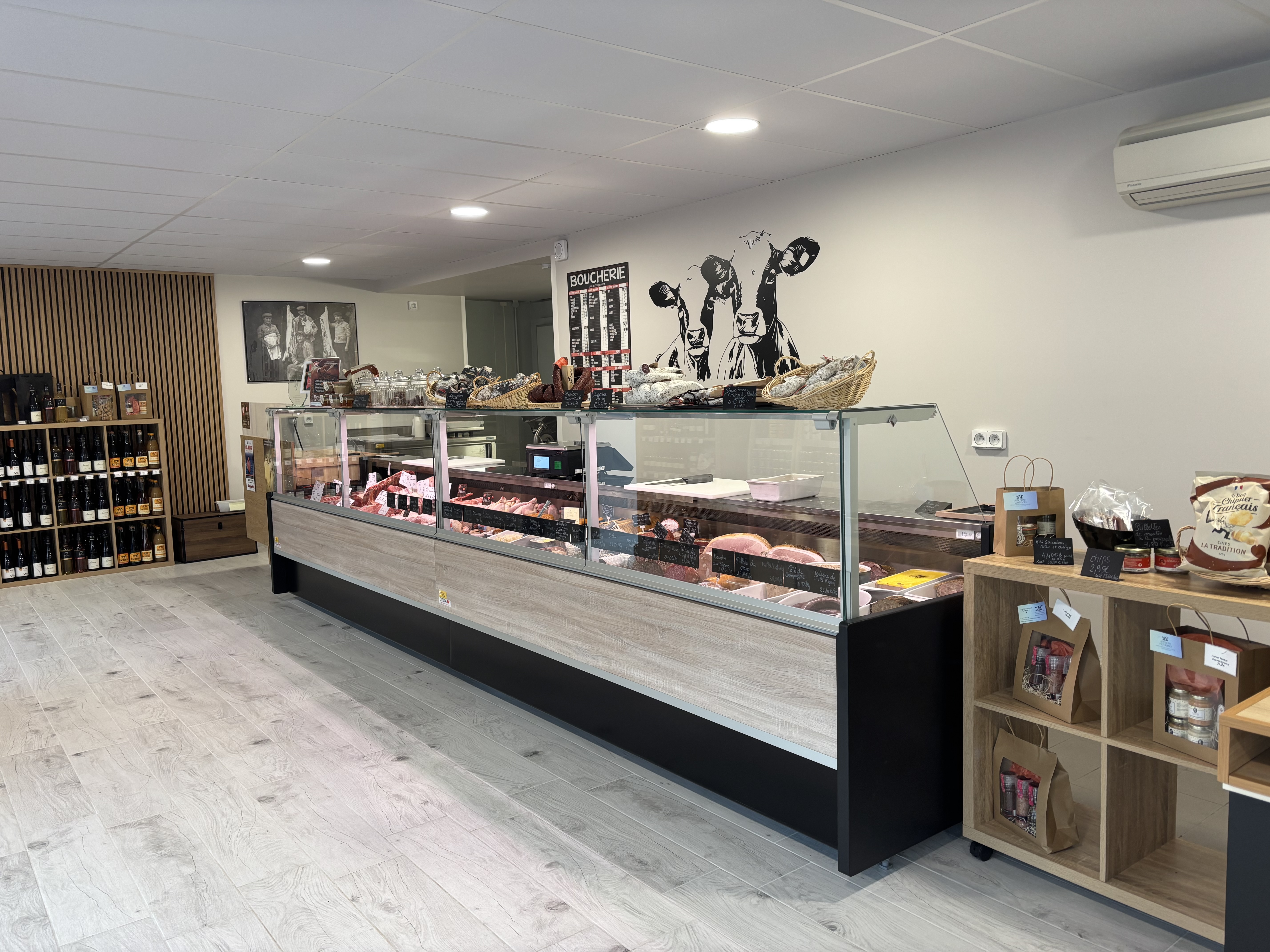 Vente des parts sociales.
Commerce créé il y a 2 ans 
Boucherie charcuterie et fromagerie.
Établissement remis totalement au normes et matériels en très bon état (2 ans )