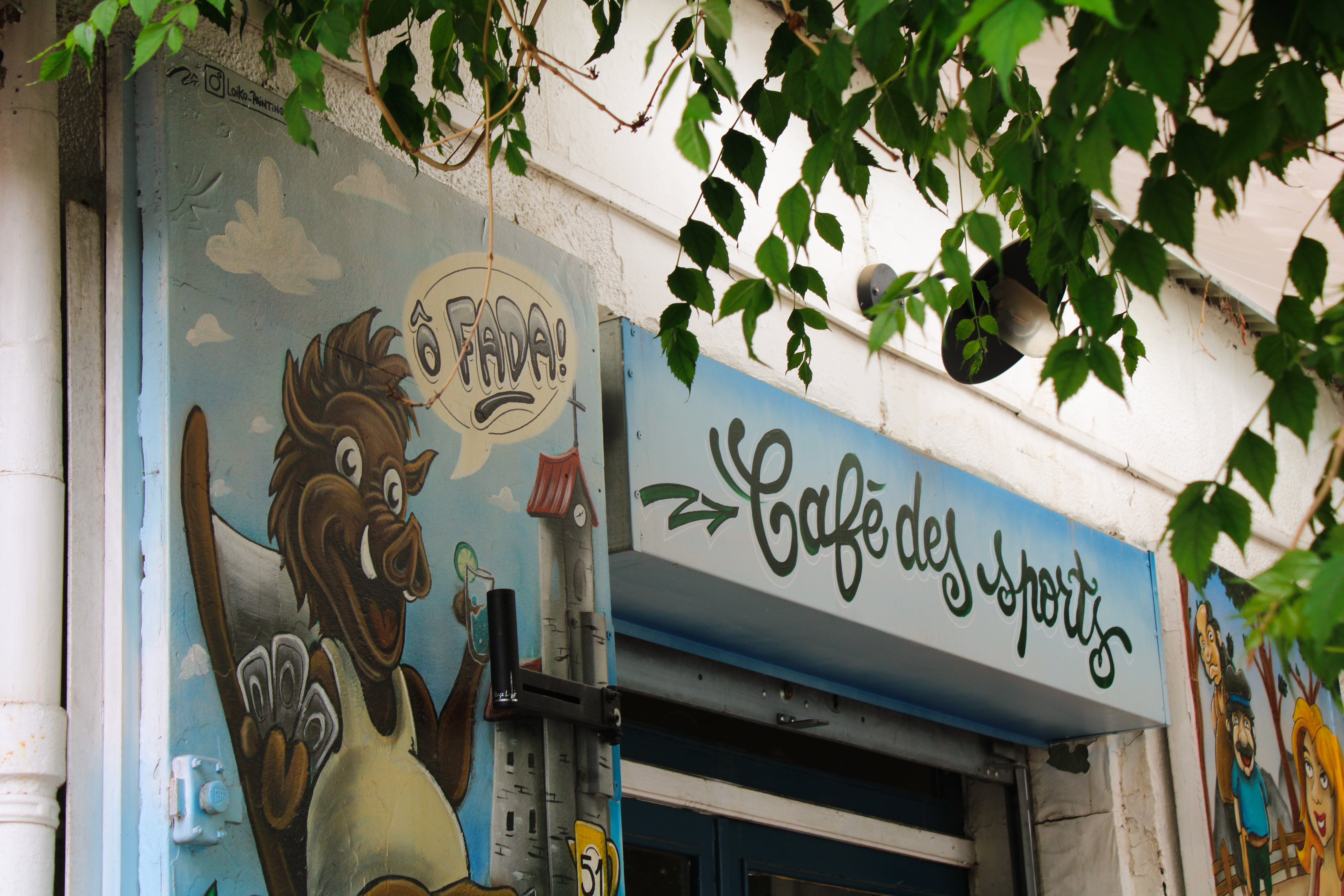 Affaire saine et bien située au cœur du village.
Activités: Bar, Tabac, Fdj, et Restaurant du midi.
CA 315 000
Clientèle locale fidèle + passage+ saison de chasse etc.
30 places salle de restaurant intérieur et 50 places en terrasse
Aucun travaux à prévoir
Licence IV
Matériel complet et entretenu.
Zone de revitalisation rurale (sans impôt durant 5 ans +++)
potentiel de développement (animations)

Départ à la retraite.