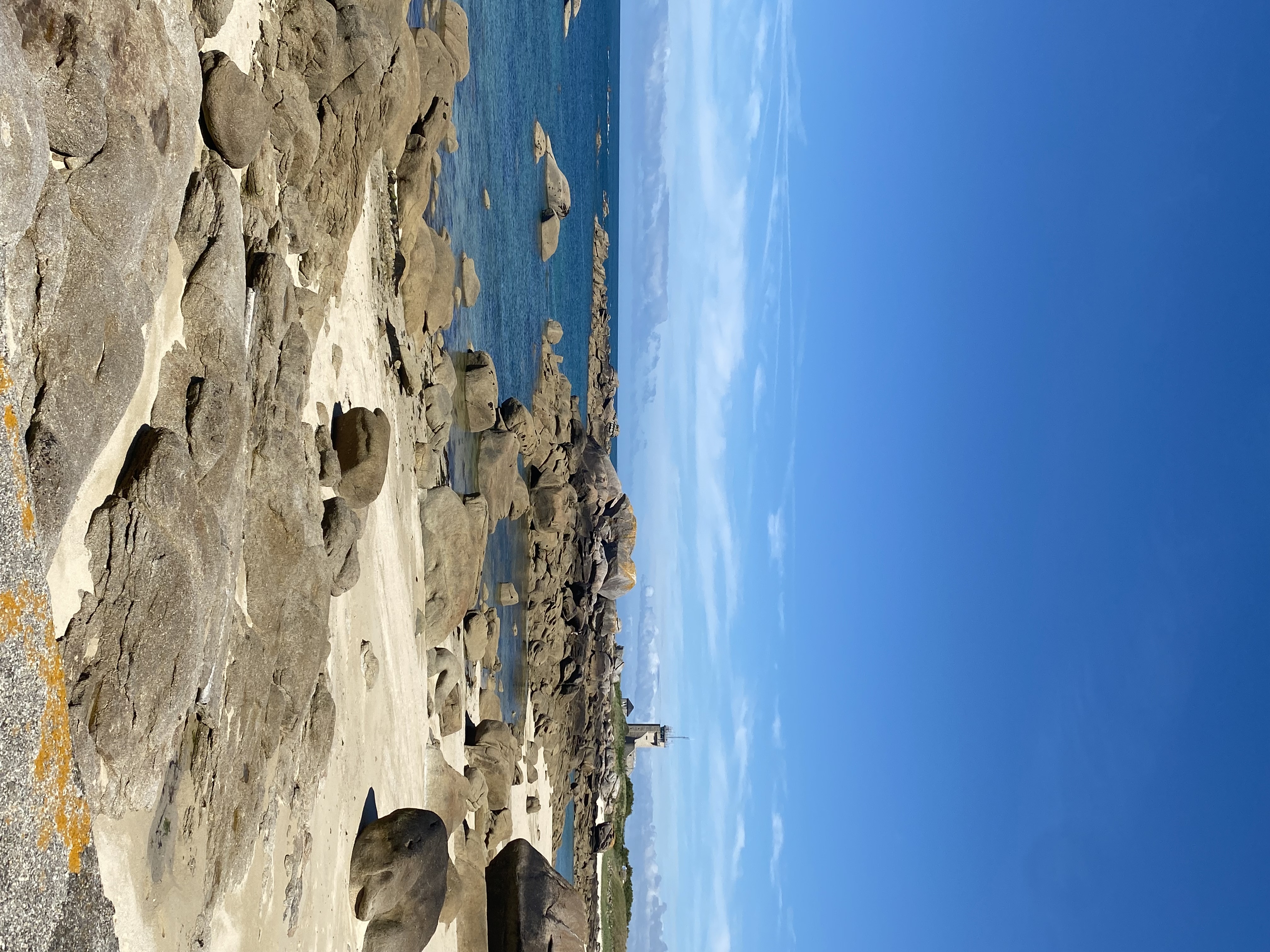 🏖️ À VENDRE – MAGASIN DE CHAUSSURES – BORD DE MER

Belle opportunité commerciale !

À vendre, magasin de chaussures hommes, femmes et enfants, idéalement situé dans une commune de bord de mer, avec une forte activité estivale et pendant les vacances scolaires.

👟 Clientèle fidèle et locale
⭐ Chaussures moyen et haut de gamme
🦶 Spécialisation confort et qualité
📍 Emplacement privilégié
☀️ Forte fréquentation touristique en saison
📩 Renseignements et prix sur demande.
Commerce bénéficiant d’une bonne notoriété et d’une clientèle déjà fidélisée.