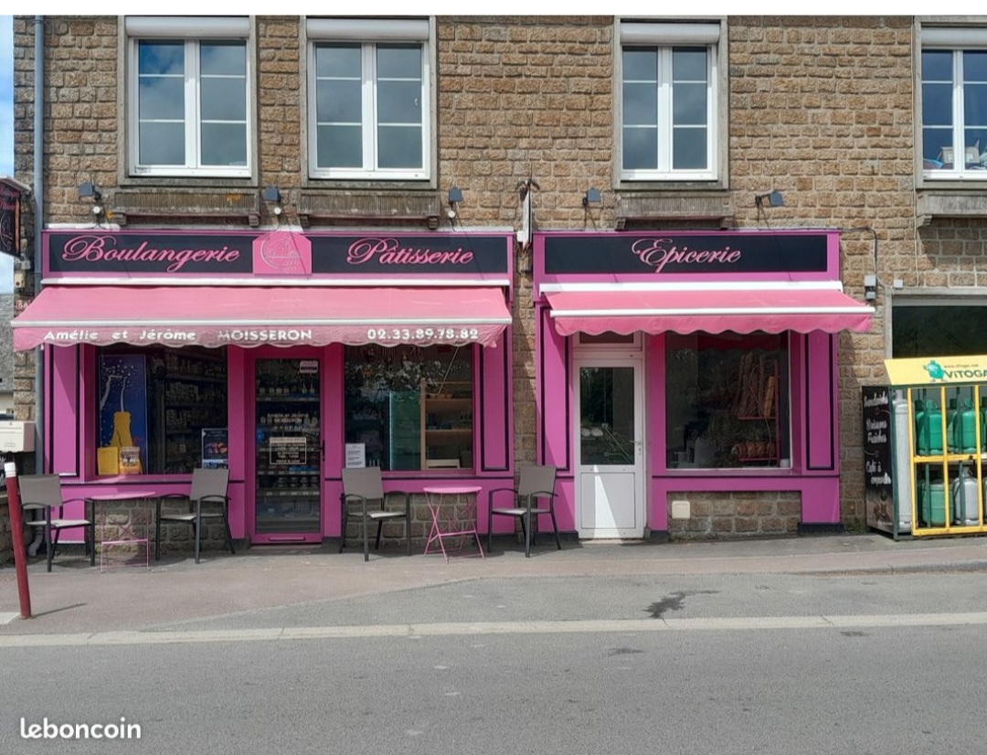 Belle boulangerie epicerie en constante progression cherche repreneur!
Située a 30 min des cotes et du mont saint michel dans un village du sud Manche 275000 de CA avec bon resultat. Prix de vente 100000e 

 A vous qui êtes intéresser n’hésitez pas a nous appeler pour d’autres renseignements 0233897882