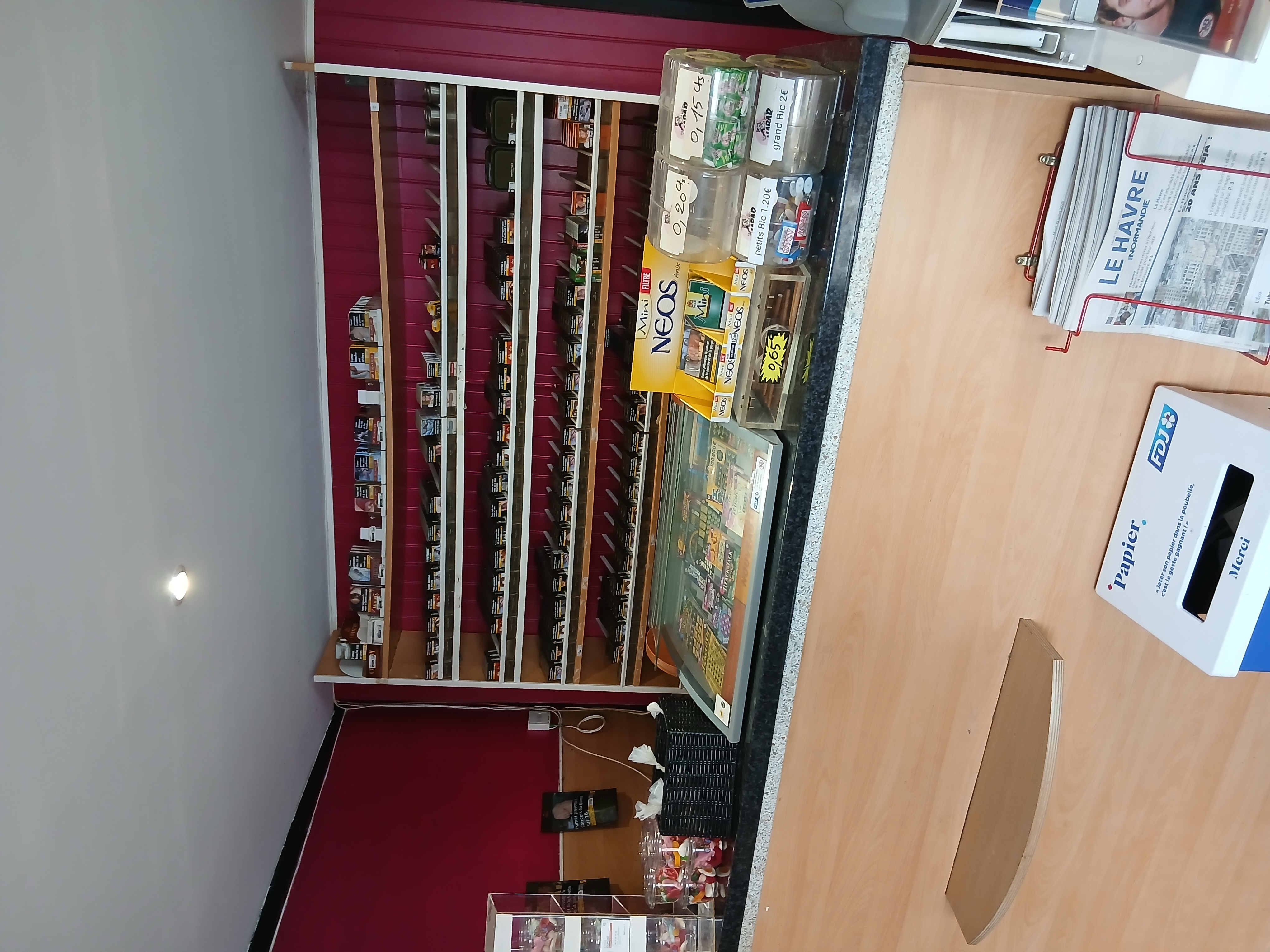 Bar tabac loto amigo relais poste relais colis à développer grand potentiel