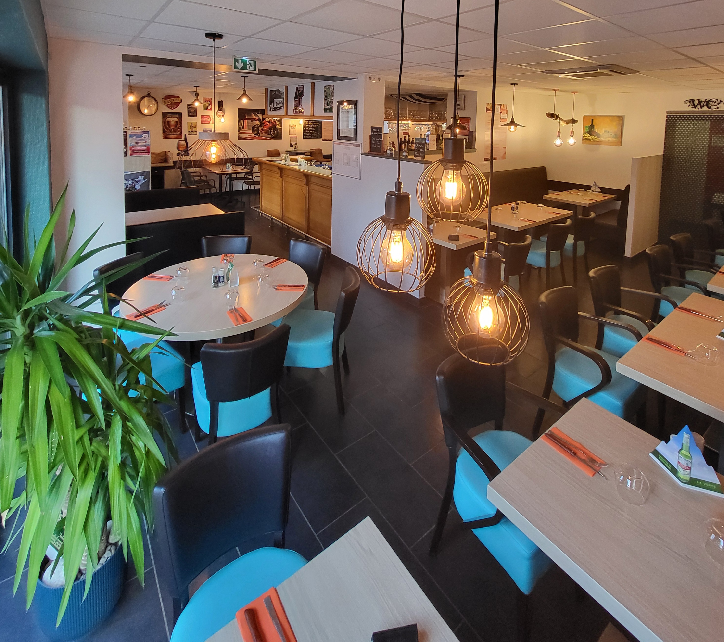 Restaurant - bar licence IV