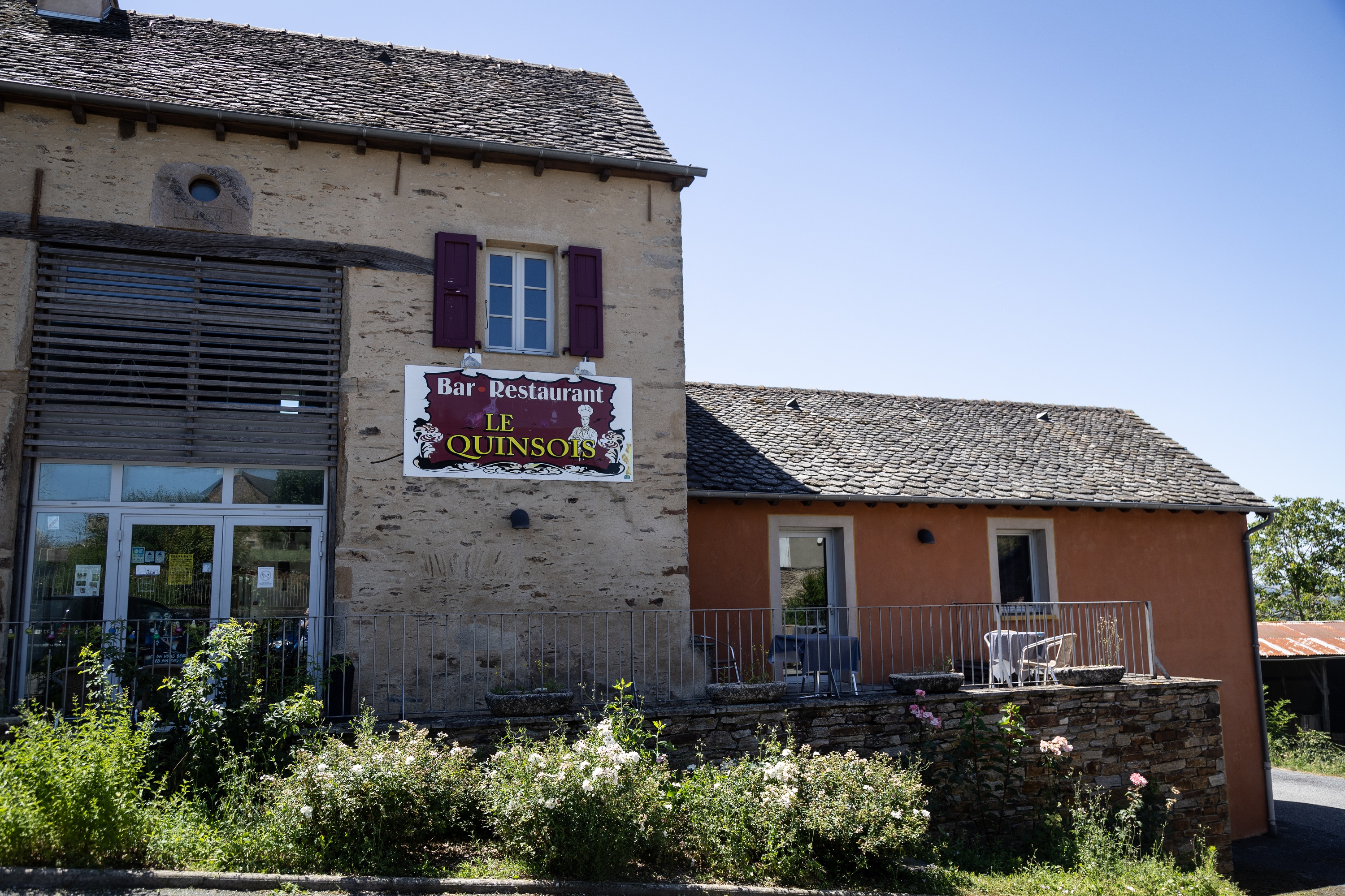 Bar restaurant