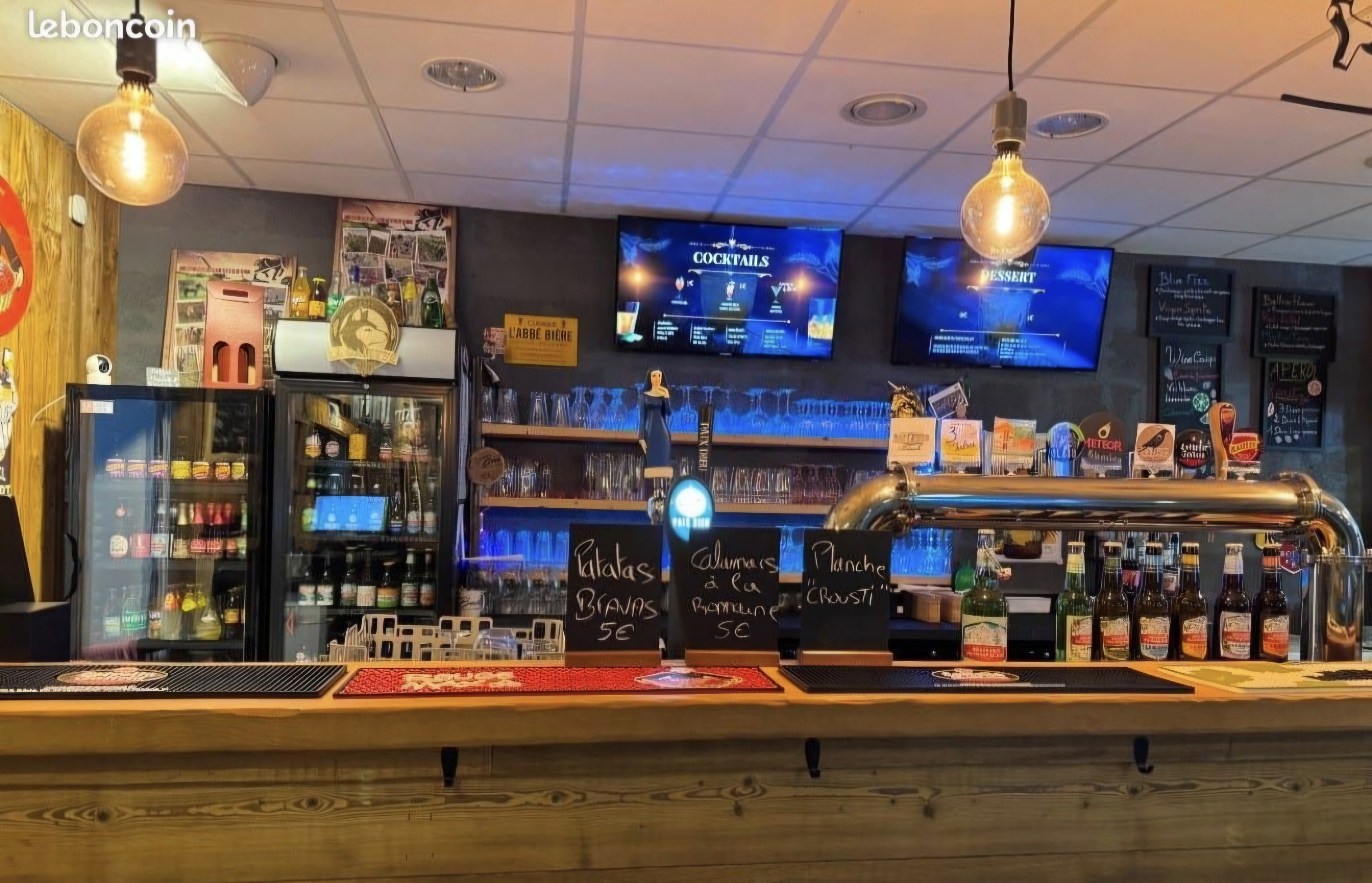 Vente de 100% de parts sociales d'une SARL - Activité de bar à bières/petite restauration/tapas

Vente de 100% de parts sociales d'une SARL - Activité de bar/restauration - Idéalement placé sur la commune de Coutras, dans une zone commerciale attractive. Possibilité de développer l'affaire - clientèles fidelises,