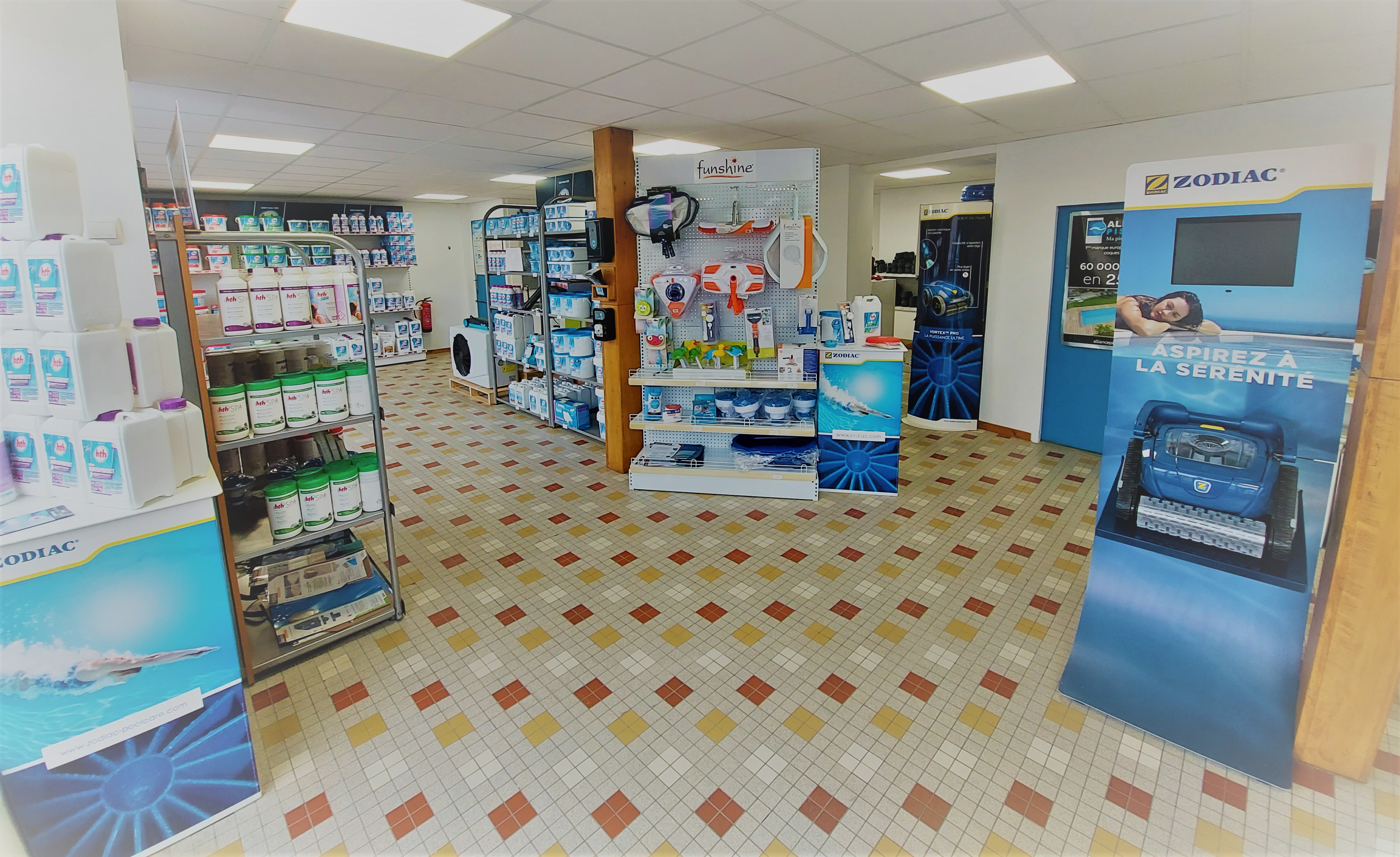 Fond de Commerce Piscines, à vendre dans le 58. Cause Retraite.

195000€ ht Hors stock.
160m2 dont 60m2 de réserve au 1er étage ( avec monte-charge).
Axe très passant, avec belle visibilité ( environ 12000 véhicules/jour).
Parking Clients.

ACTIVITES :
- Revendeur "ALLIANCE PISCINES" depuis 21 ans.
- Rénovation, hors maçonnerie.
- Entretien, maintenance tous types de piscines.
- Vente en magasin de produits et accessoires à forte rentabilité.
- Important fichier Clients.

Loyer : 1200 € ht, ou possibilité d'achat des murs.

Le détail comptable sera uniquement disponible en présence de mon expert comptable.