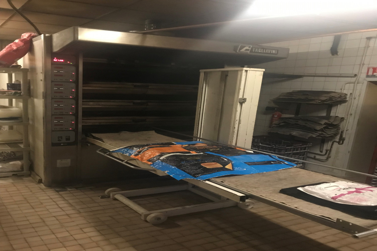 Vends à Arc-sur-Tille, commune bourguignonne de 2 700 habitants non loin de Dijon, une boulangerie-pâtisserie artisanale.
Matériels entretenus, fonds exploitable immédiatement.