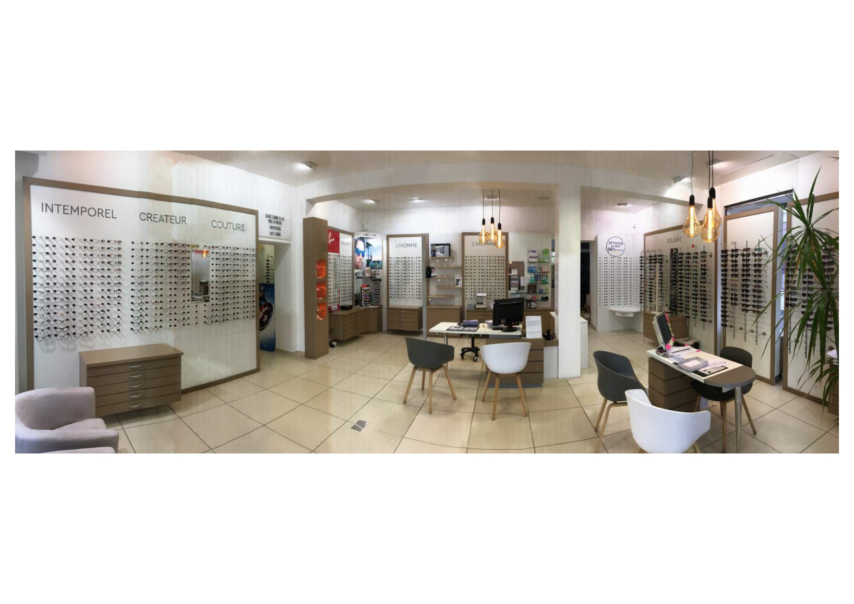 FONDS DE COMMERCE OPTIQUE – EMPLACEMENT AGRÉABLE – MAGASIN PRÊT À EXPLOITER CLE EN MAIN Dépt 30


À vendre magasin d’optique idéalement situé, bénéficiant d’une excellente visibilité au sein d’un environnement commerçant dynamique, avec ophtalmologistes à proximité immédiate (150 m).
Magasin récemment rafraîchi, avec façade moderne et soignée offrant une image professionnelle et rassurante. Aucun travaux à prévoir – exploitation immédiate possible, clé en main.
Surface de vente claire et fonctionnelle, belle vitrine, agencement simple et efficace permettant une reprise rapide de l’activité.
Clientèle fidèle et régulière avec fichier client développé depuis 1986.
Points forts :
•	Très bonne visibilité
•	Emplacement stratégique
•	Activité saine et stable
•	Magasin propre et entretenu
•	Façade récente et valorisante
•	Aucun personnel à reprendre
•	Potentiel de développement
Idéal pour opticien souhaitant s’installer ou développer une activité.
Dossier complet et photos sur demande au 0633982092