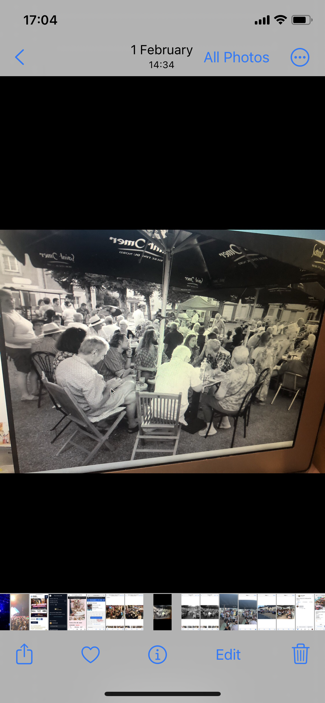 À vendre – Bistrot, Tabac, FDJ

Belle affaire de bistrot – tabac – FDJ, offrant un bon chiffre d’affaires et un réel potentiel de développement.

Cette affaire représente une excellente opportunité pour un couple dynamique souhaitant reprendre un commerce convivial, bien équipé et disposant déjà d’une clientèle établie.

L’établissement bénéficie notamment :

d’une activité bar / bistrot ;
d’un espace Tabac et FDJ ;
d’une activité pizzas deux fois par semaine, rencontrant un beau succès auprès de la clientèle ;
d’une cuisine bien équipée, permettant de développer davantage l’activité de restauration ;
de la climatisation et du chauffage ;
d’un bel espace permettant l’installation ou le développement d’une terrasse ;
de possibilités de stationnement à proximité, un véritable atout pour la clientèle.

L’affaire dispose d’une bonne base d’activité tout en conservant un fort potentiel de développement, notamment sur la restauration, les pizzas, la terrasse ou encore l’élargissement des horaires et services proposés.

Motif de la vente : rapprochement familial.

Une belle affaire clé en main, idéale pour un couple souhaitant s’investir dans un commerce dynamique et convivial.

Informations complémentaires et conditions de vente sur demande.