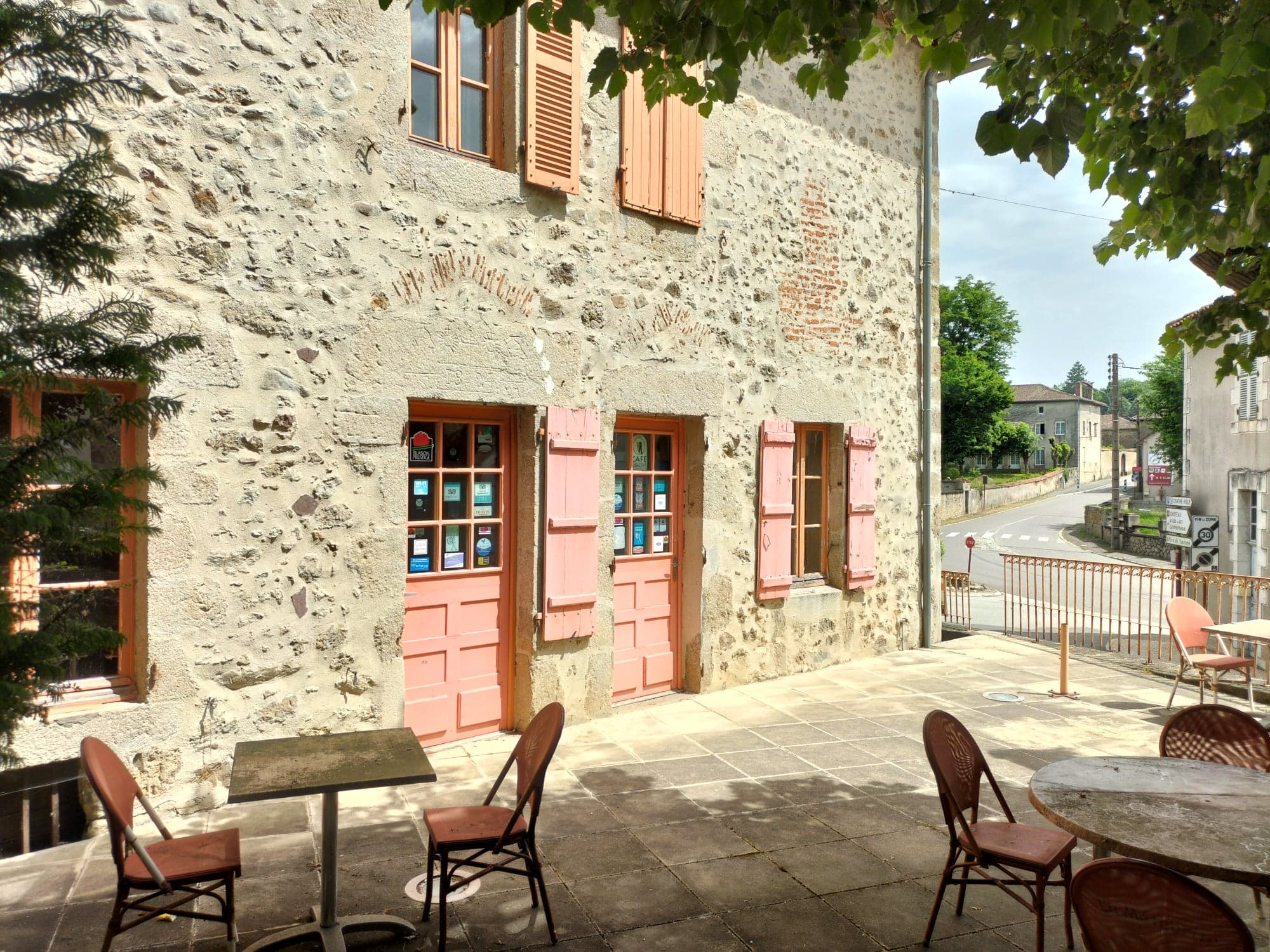 Hôtel - Restaurant