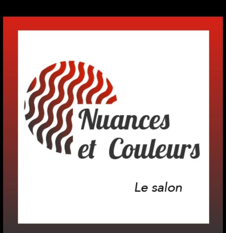 Salon de coiffure mixte situé en Bourgogne, clientèles de la Côte d'or et de l'Yonne 
dans une commune de plus de 650 habitants possédant de nombreux commences et services et à proximité du Parc National de Forêts. 
Vente du fonds de commerce et des murs en un seul lot : 65000 € (frais de notaire et annexes à charges de l'acheteur) Travaux de remise à neuf en 2019, isolation, toiture, climatisation de 2024, cours extérieur réalisée en 2025.
3 postes de coiffage, 2 de lavages réglable et massant (matériel d'octobre 2019)
salon comprenant une cuisine avec lave linge et sèche linge, un WC, un placard vestiaire et cours extérieure aménagée pour la détente des clients.
Le mobilier est compris dans le prix (comptoir et mobilier, réfrigérateur, aspirateur)
Ventes d'articles, produits de coiffage, bijoux, maroquinerie, vêtement apporte un complément de non négligeable.
Clientèles fidèles,