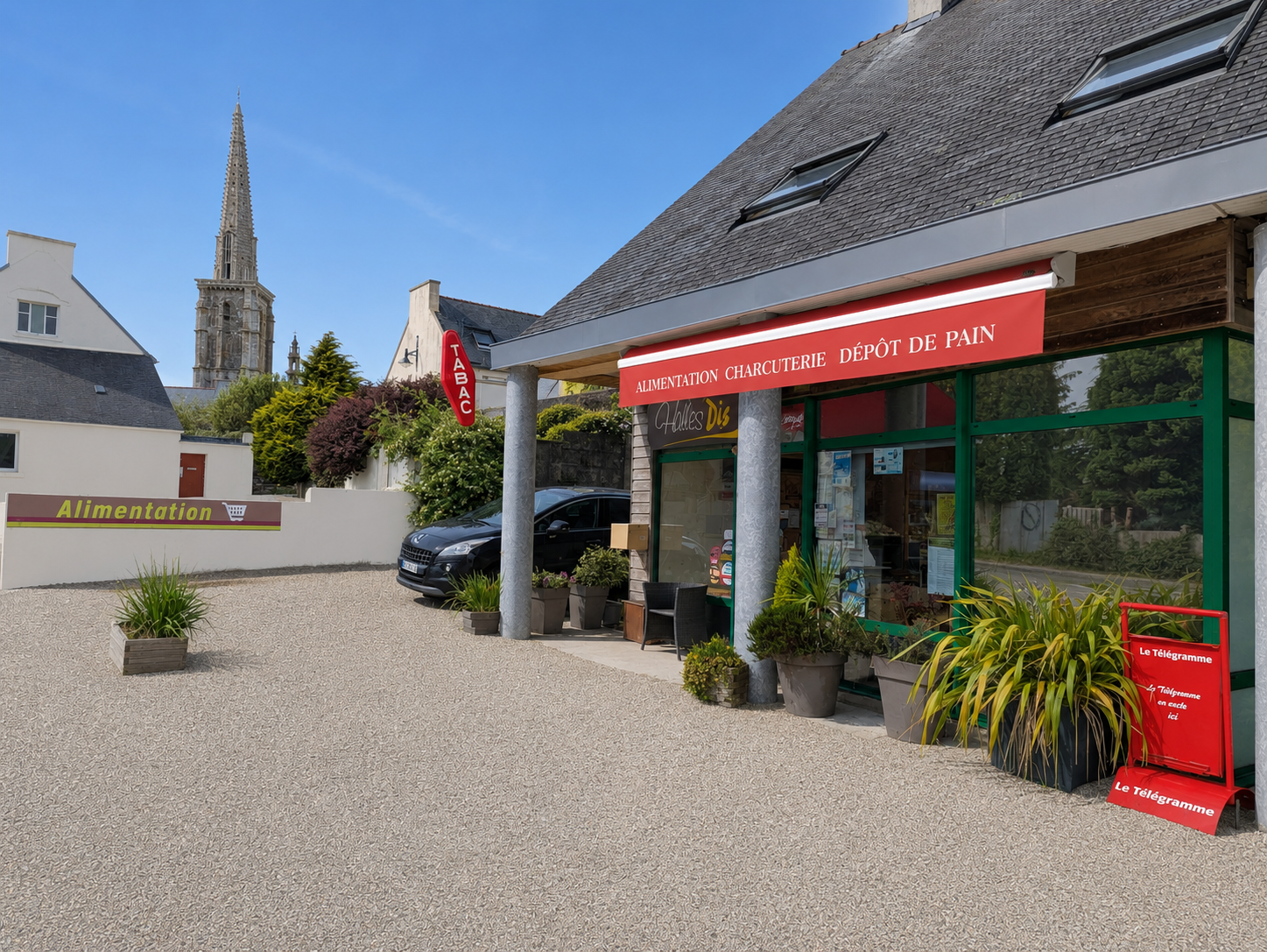 Vente d'un fonds de commerce multiservices situé dans le bourg de Commana (29), commune rurale et touristique du Finistère, au cœur des Monts d’Arrée.

Ce commerce de proximité comprend :
- Un espace bar-tabac (avec les licences nécessaires à l'exploitation de l'activité)
- Une supérette Halles Dis (indépendante)
- Un dépôt de pain
- FDJ & jeux de grattage
- Snack (rôtisserie, pizzas, sandwichs, etc.)
- Vente de gaz.

Activité saine et rentable, implantée depuis de nombreuses années dans le village, bénéficiant d'une clientèle locale fidèle (habitants, artisans, touristes).

Les + du commerce :
- Logement sur place possible (200€ par mois)
- Loyer modéré (480€ par mois)
- Parking sur place
- Espace terrasse extérieure aménageable
- Unique commerce alimentaire sur un vaste secteur
- Activité diversifiée (plusieurs sources de revenus).

Potentiels de développement :
- Animations & événements locaux
- Développement produits locaux et souvenirs
- Activité snack & petite restauration à renforcer
- Développement des produits à la coupe (charcuterie, boucherie, fromages, plats du jour/traiteur)
- Service de click & collect et/ou de livraisons à domicile.

Les murs du local commercial et du logement à l'étage sont également disponibles à la vente.

Idéal pour un couple ou une personne seule en reconversion professionnelle, souhaitant une activité polyvalente en milieu rural.

Accompagnement possible à la reprise par la cédante selon l'échéance du projet et le souhait du repreneur.

Commerce fonctionnel immédiatement, situé dans un cadre de vie rural recherché du Finistère.