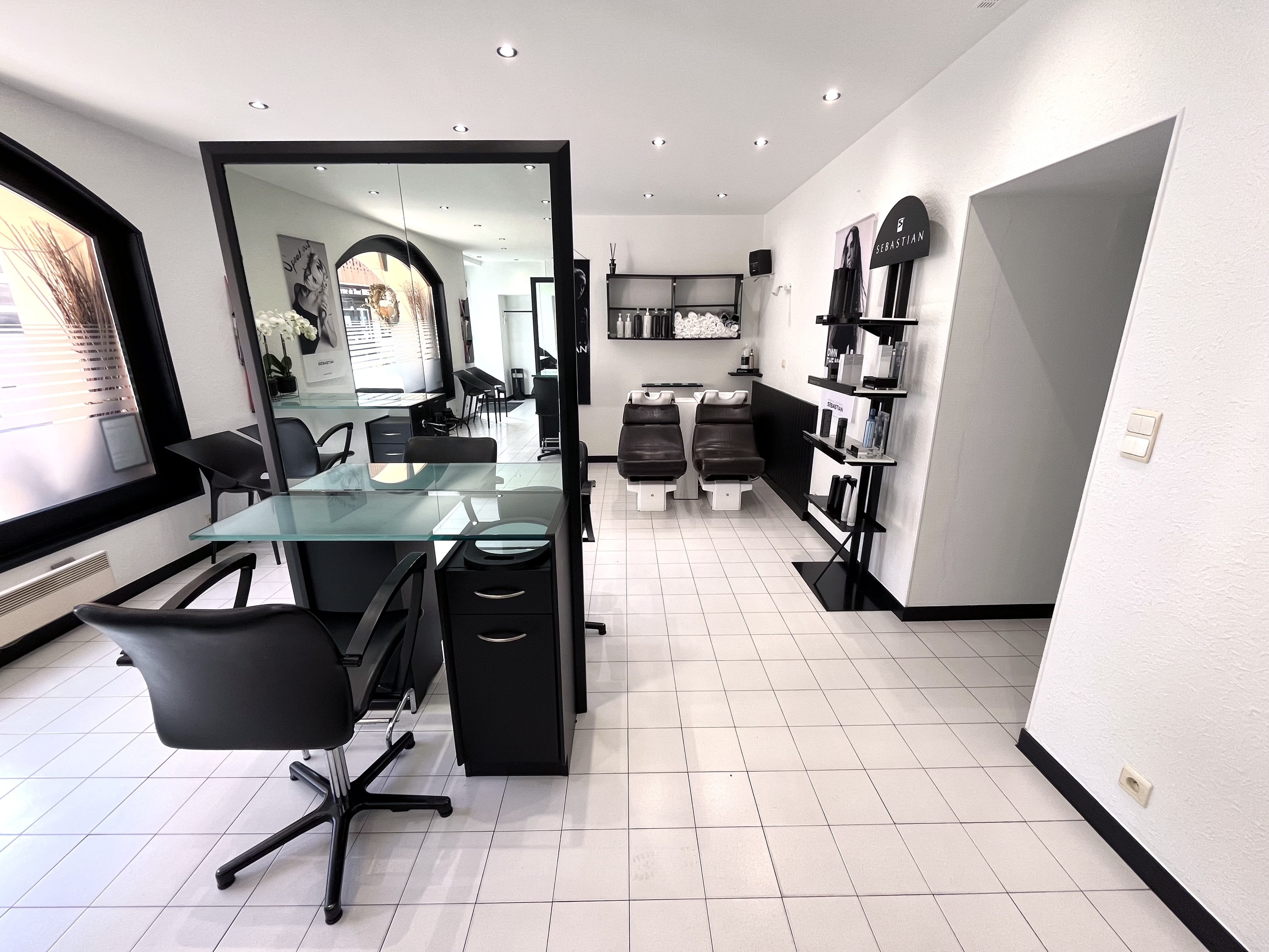 Fonds de commerce coiffure 57m2