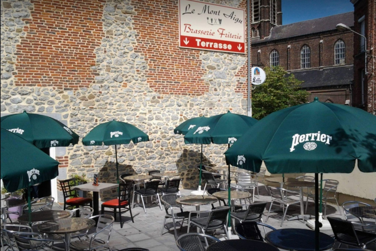 Brasserie familiale, restauration sur place et à emporter
Plat maison traditionnel