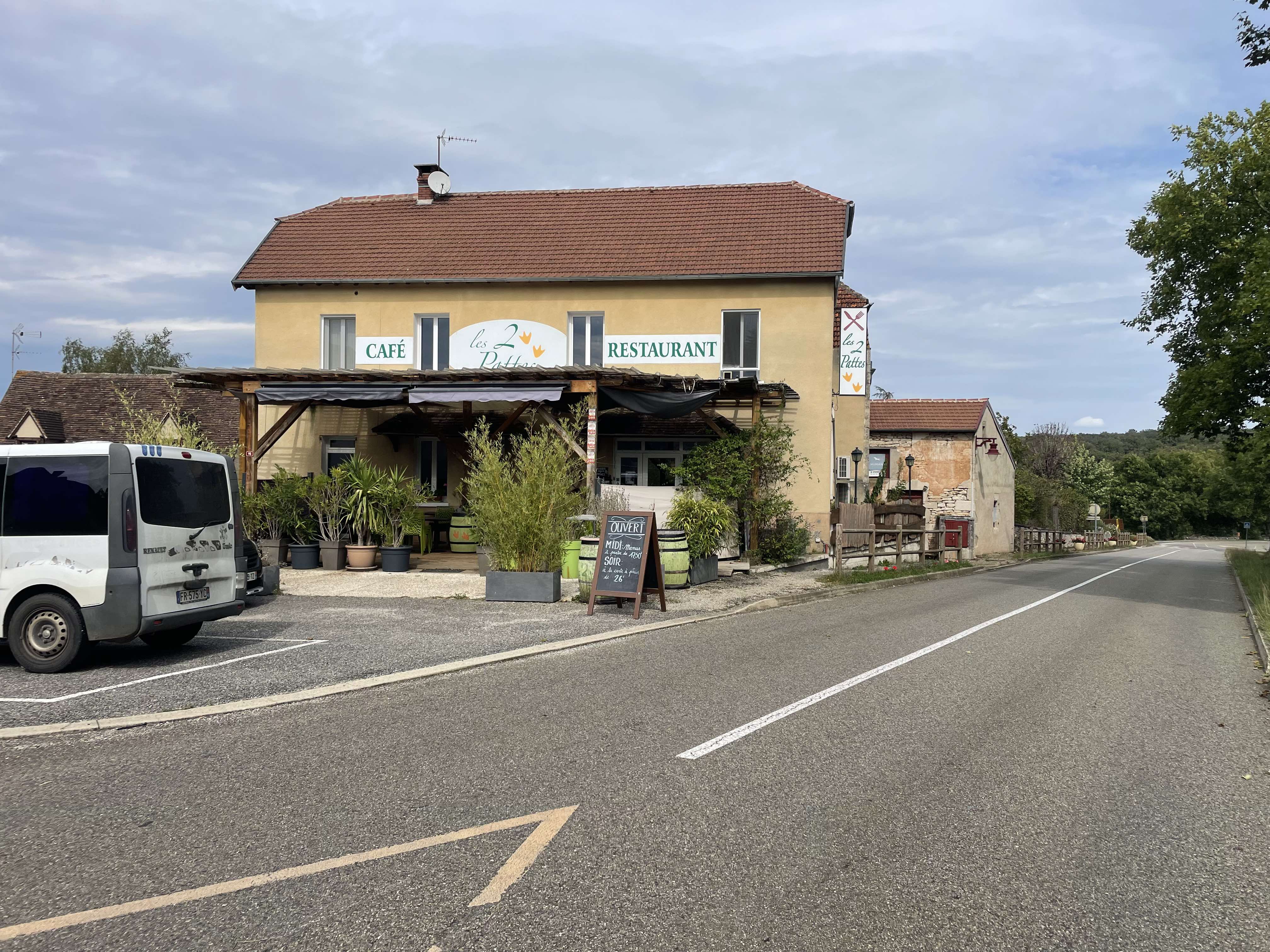 Restaurant de cœur de village